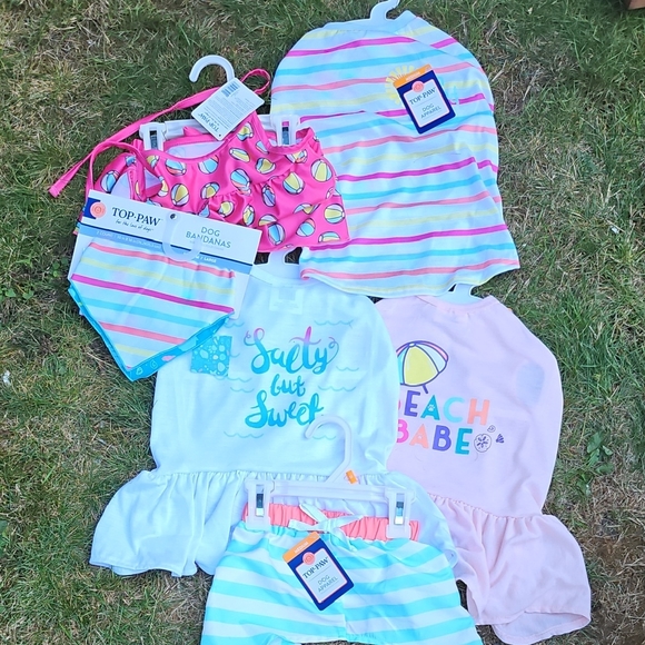 Top Paw Colorful Dog Clothing Set - Picture 1 of 4